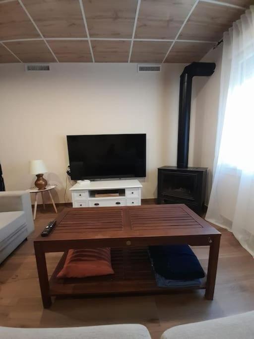 Almonacid de ToledoVivienda Turistica Vino Tinto别墅 外观 照片